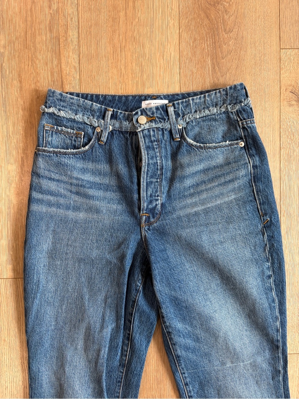 Good American Good Legs Straight Jeans Size 6/28 100% Cotton Side Slit Denim - Picture 3 of 8
